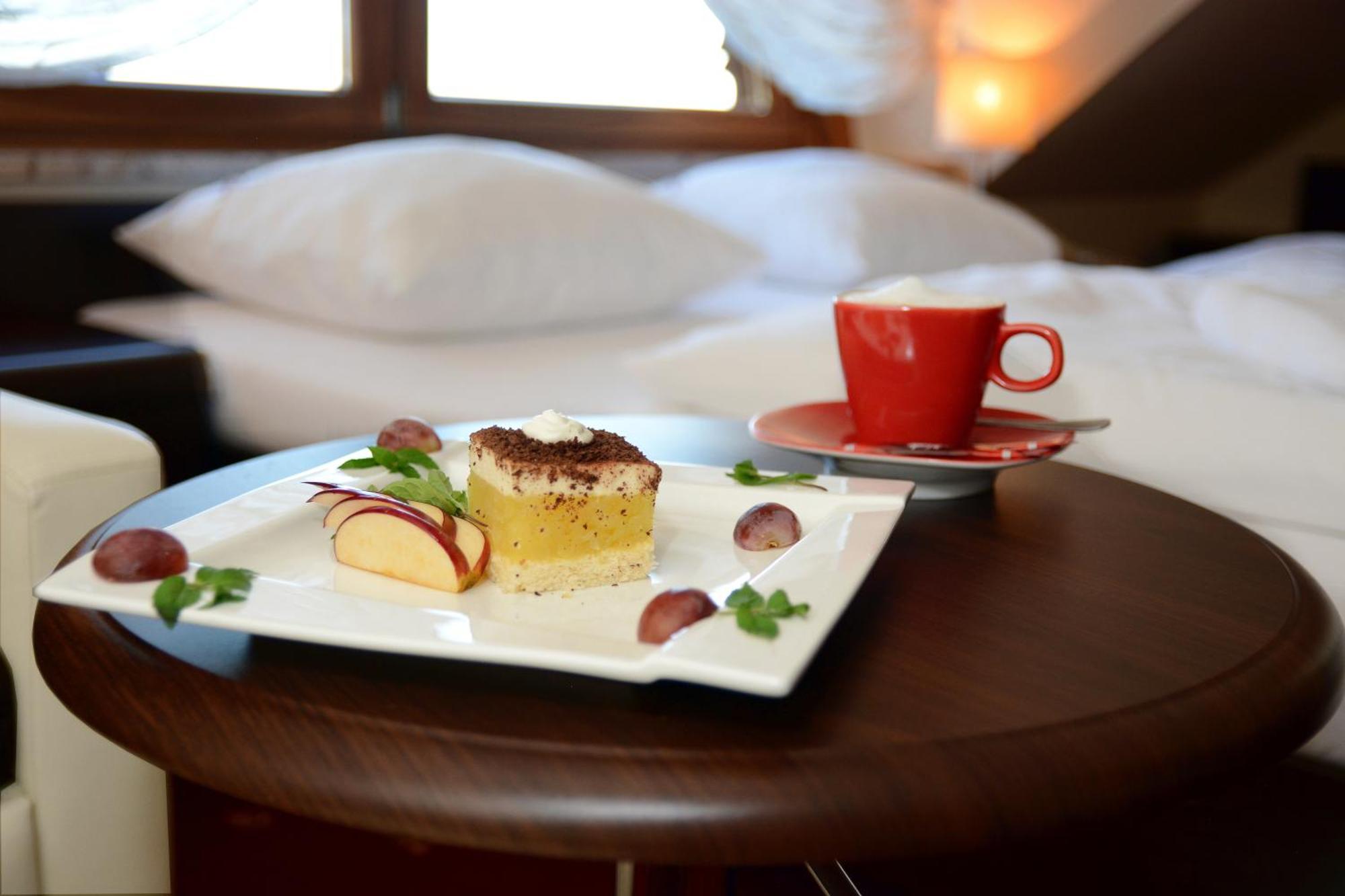 Hotel Swietokrzyski Dwor Нова Свупья Екстер'єр фото