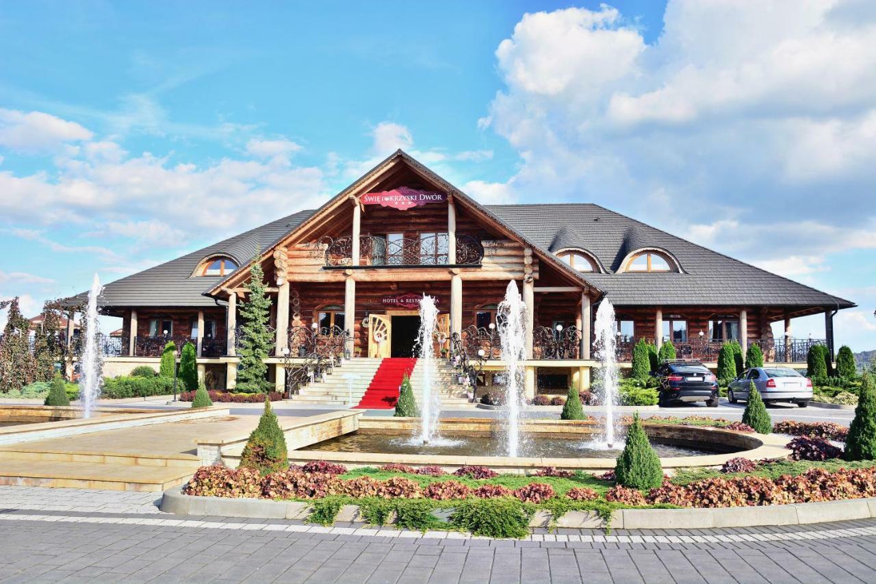 Hotel Swietokrzyski Dwor Нова Свупья Екстер'єр фото